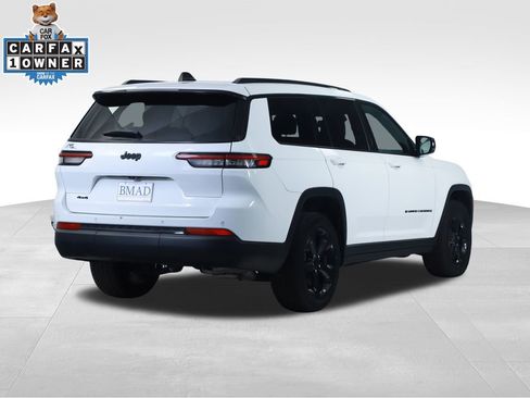Used 2023 Jeep Grand Cherokee L Altitude image 13
