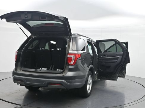 Used 2019 Ford Explorer XLT FWD image 43