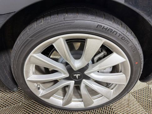 Used 2020 Tesla Model 3 Long Range image 21