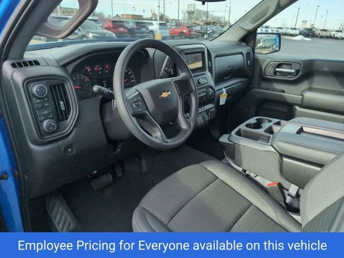 New 2025 Chevrolet Silverado 1500 Custom image 14