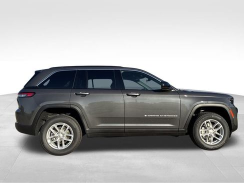New 2025 Jeep Grand Cherokee image 6