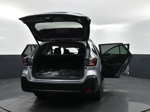New 2025 Subaru Outback Premium image 31