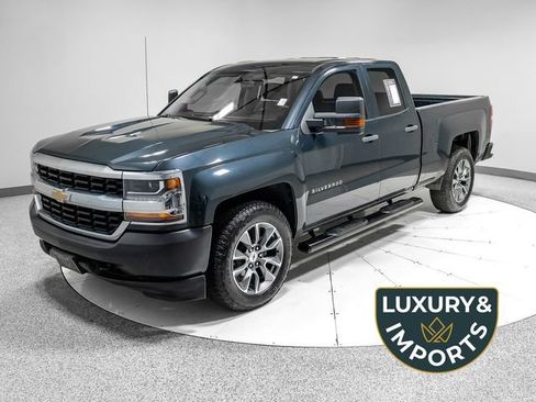 Used 2017 Chevrolet Silverado 1500 W/T AWD/4WD image 1