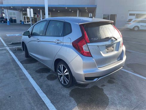 Used 2018 Honda Fit EX image 2