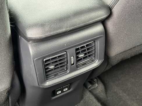 Used 2024 Toyota RAV4 XLE image 15