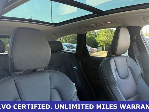 Certified 2024 Volvo XC60 B5 Plus w/ Climate Package AWD/4WD image 12