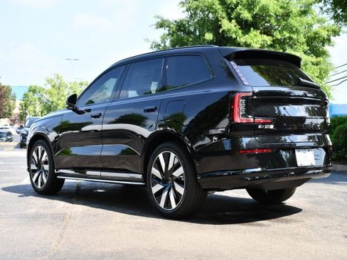 New 2025 Volvo EX90 Ultra image 5