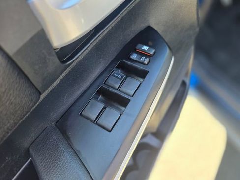 Used 2016 Toyota Tundra SR5 w/ SR5 Upgrade Package image 19