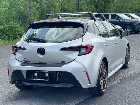 Certified 2025 Toyota Corolla Hatchback w/ SE Package FWD image 15