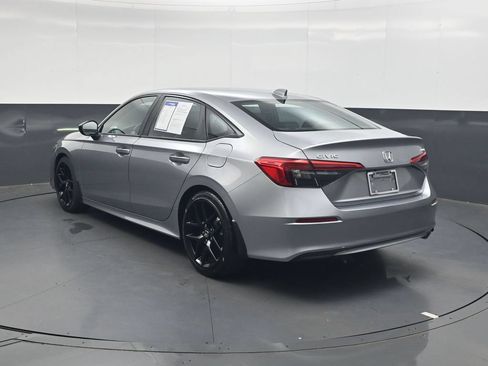 Used 2024 Honda Civic Sport image 6