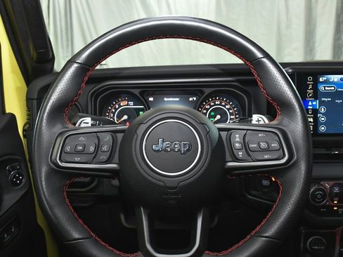 Used 2024 Jeep Wrangler Unlimited Rubicon 392 image 33