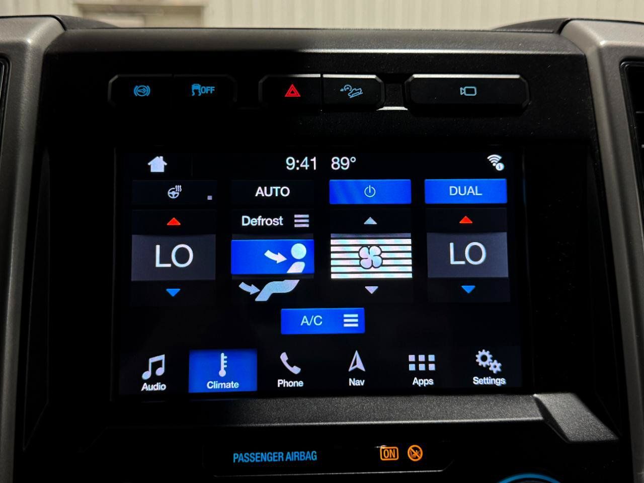 Used 2019 Ford F250 Lariat w/ Lariat Ultimate Package AWD/4WD image 18