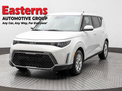 Used 2023 Kia Soul LX w/ LX Technology Package