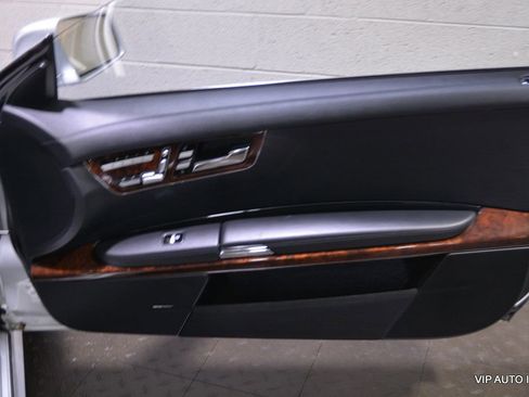 Used 2010 Mercedes-Benz CL 550 CL550 4MATIC image 16