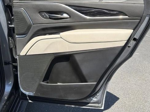 Used 2021 Cadillac Escalade Sport AWD/4WD image 16
