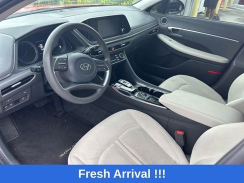Used 2021 Hyundai Sonata SEL w/ Preferred Accessory Package FWD image 15