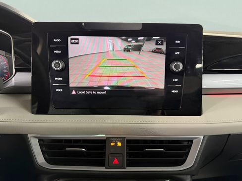 Certified 2025 Volkswagen Taos SEL image 16