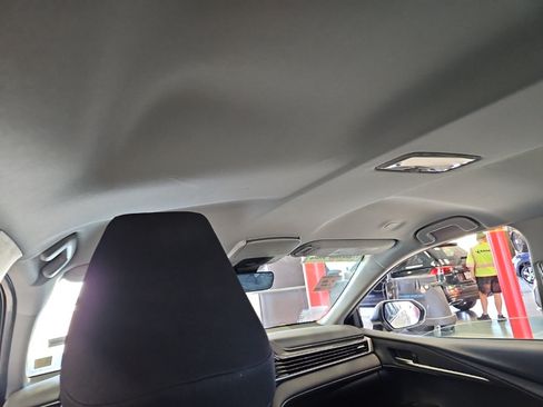 Used 2025 Toyota Camry LE w/ Convenience Package FWD image 10