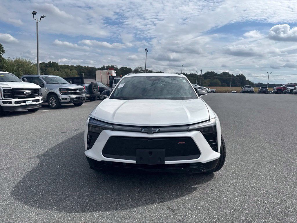Used 2024 Chevrolet Blazer EV RS AWD/4WD image 2