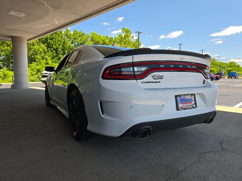 Used 2022 Dodge Charger Scat Pack w/ Driver Convenience Group RWD image 10