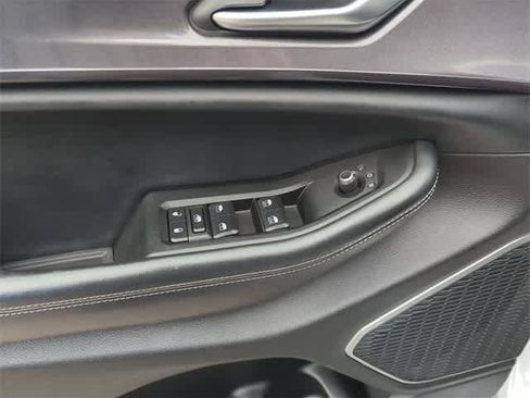 Used 2021 Jeep Grand Cherokee L Laredo image 23