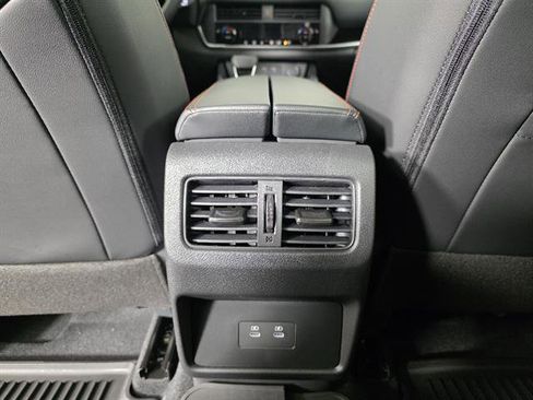 New 2026 Nissan Rogue SV AWD/4WD image 43
