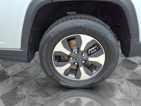 Used 2024 Jeep Grand Cherokee Limited 4xe AWD/4WD image 22