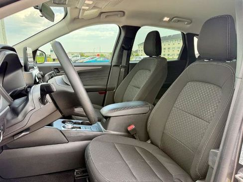 Certified 2025 Ford Escape Active AWD/4WD image 11