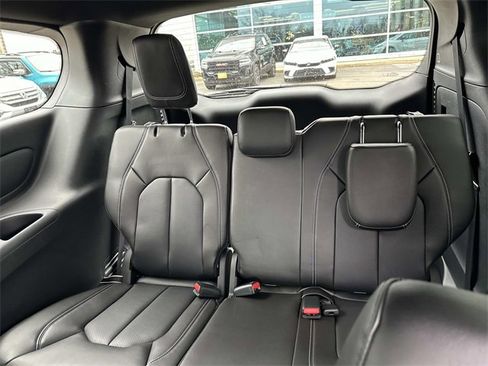 New 2026 Chrysler Voyager LX image 11