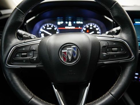 Used 2023 Buick Envision Essence image 31