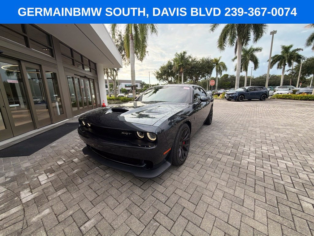Used 2016 Dodge Challenger SRT Hellcat RWD image 1