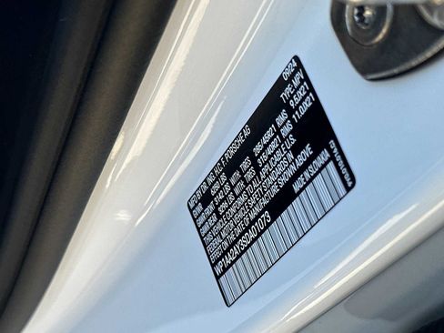 Used 2025 Porsche Cayenne image 26