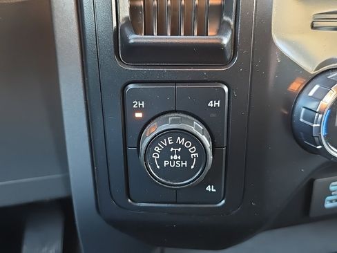 Used 2021 Ford F150 XLT w/ Equipment Group 302A High image 39