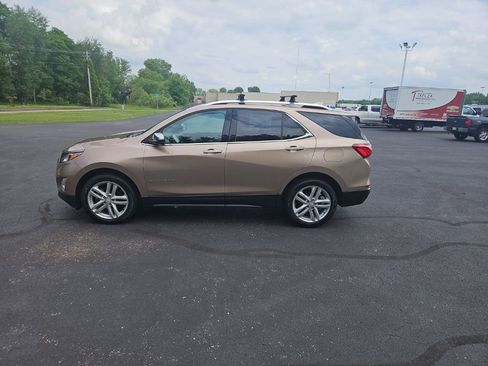 Used 2018 Chevrolet Equinox Premier AWD/4WD image 4