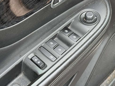 Used 2016 Buick Encore AWD image 4