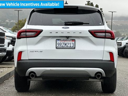 Used 2025 Ford Escape Active w/ Cold Weather Package image 5