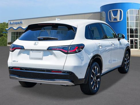 New 2026 Honda HR-V EX-L image 4