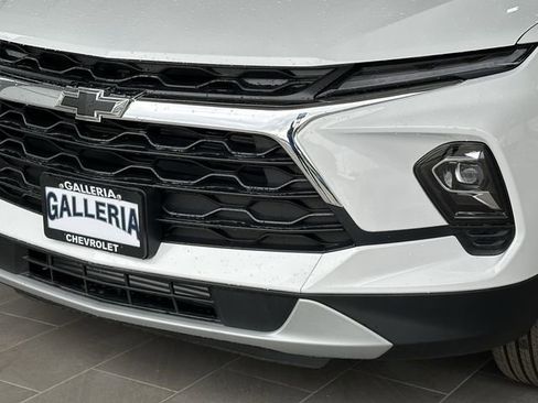 New 2025 Chevrolet Blazer LT w/ Driver Confidence Package image 6
