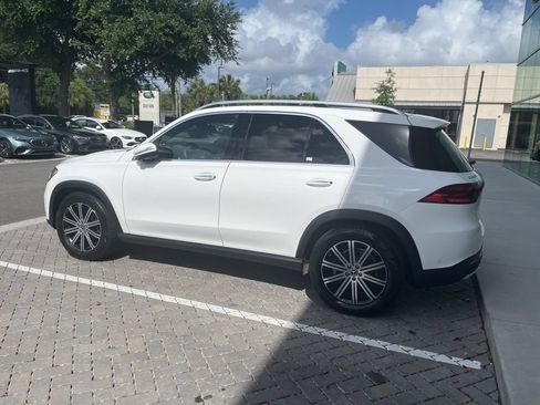 Certified 2024 Mercedes-Benz GLE 350 4MATIC image 9