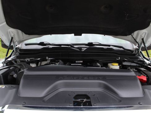 Used 2024 RAM 3500 Big Horn AWD/4WD image 22