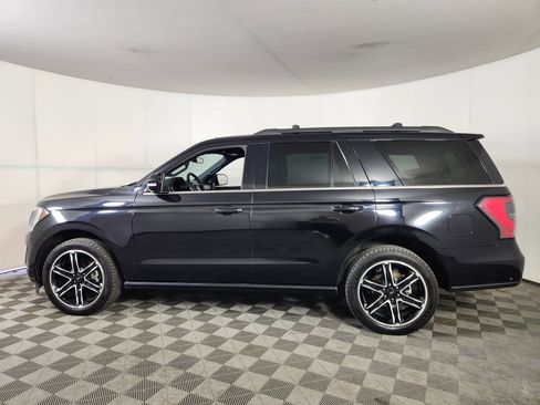 Certified 2019 Ford Expedition Limited w/ Equipment Group 303A image 4