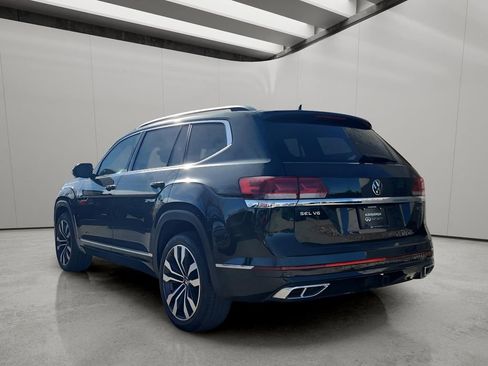 Used 2022 Volkswagen Atlas SEL Premium image 4