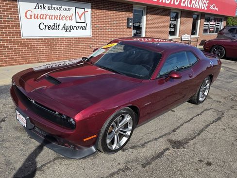 Used 2021 Dodge Challenger R/T image 2