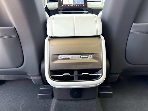 New 2026 Lincoln Nautilus Black Label AWD/4WD image 16
