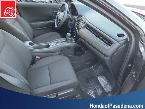 Used 2017 Honda HR-V LX image 21
