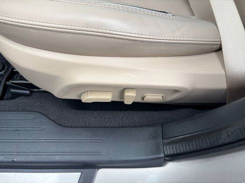 Used 2019 Subaru Outback 3.6R Limited w/ Popular Package #2 image 21