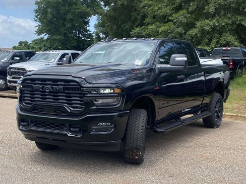 New 2026 RAM 2500 Big Horn AWD/4WD image 3