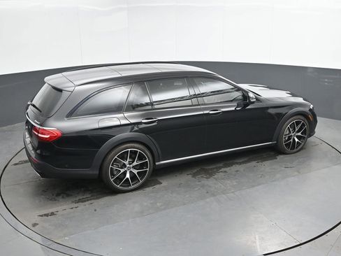 Used 2022 Mercedes-Benz E 450 4MATIC All-Terrain Wagon image 32
