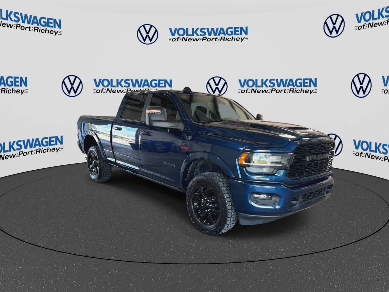 Used 2024 RAM 2500 Limited AWD/4WD image 2