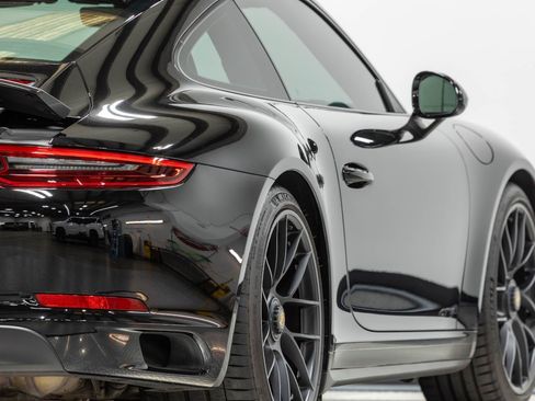 Used 2019 Porsche 911 Carrera GTS RWD image 19